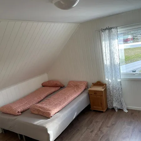 Prázdninový dům Sunny House Bud